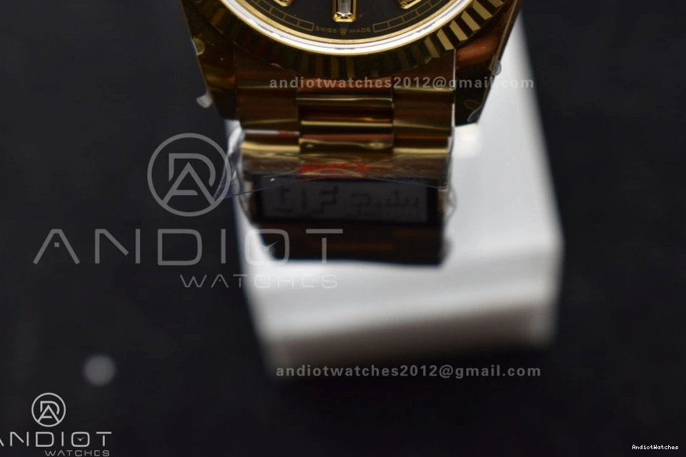 Diamond with Steel YG V5 Dial Bracelet vr3255 36 Grey 698 on 904L Square Edition Sophisticated DayDate Best Weight) QF President (Gain 0213